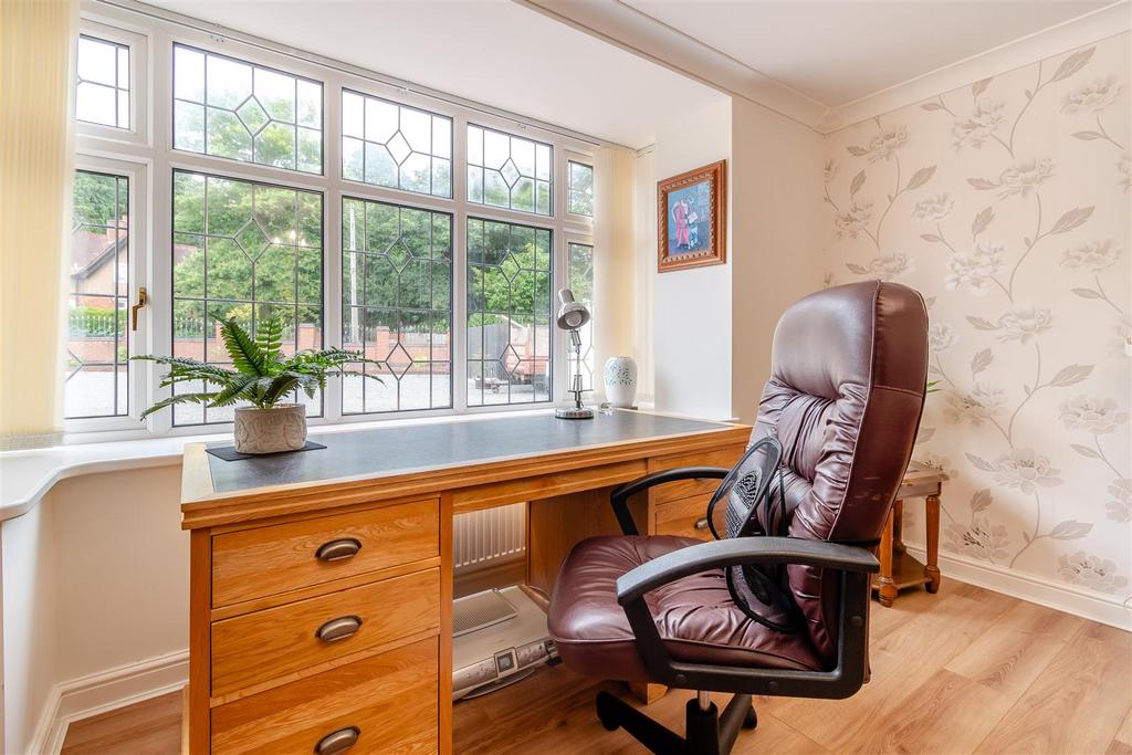 8607986-interior79.jpg
