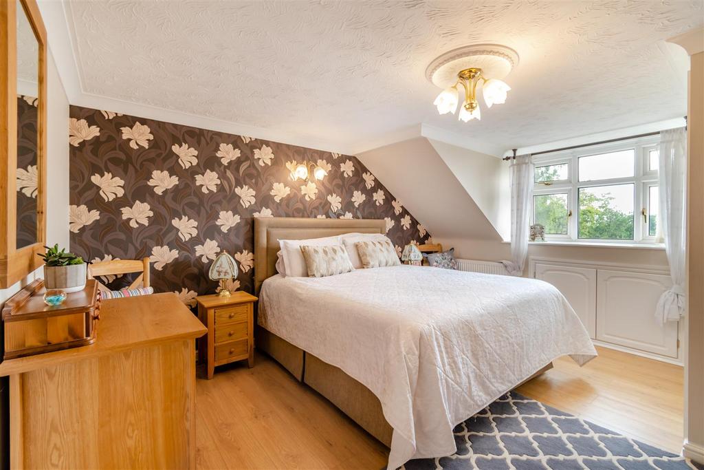 8607986-interior07.jpg