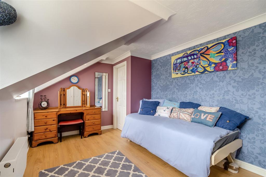 8607986-interior17.jpg