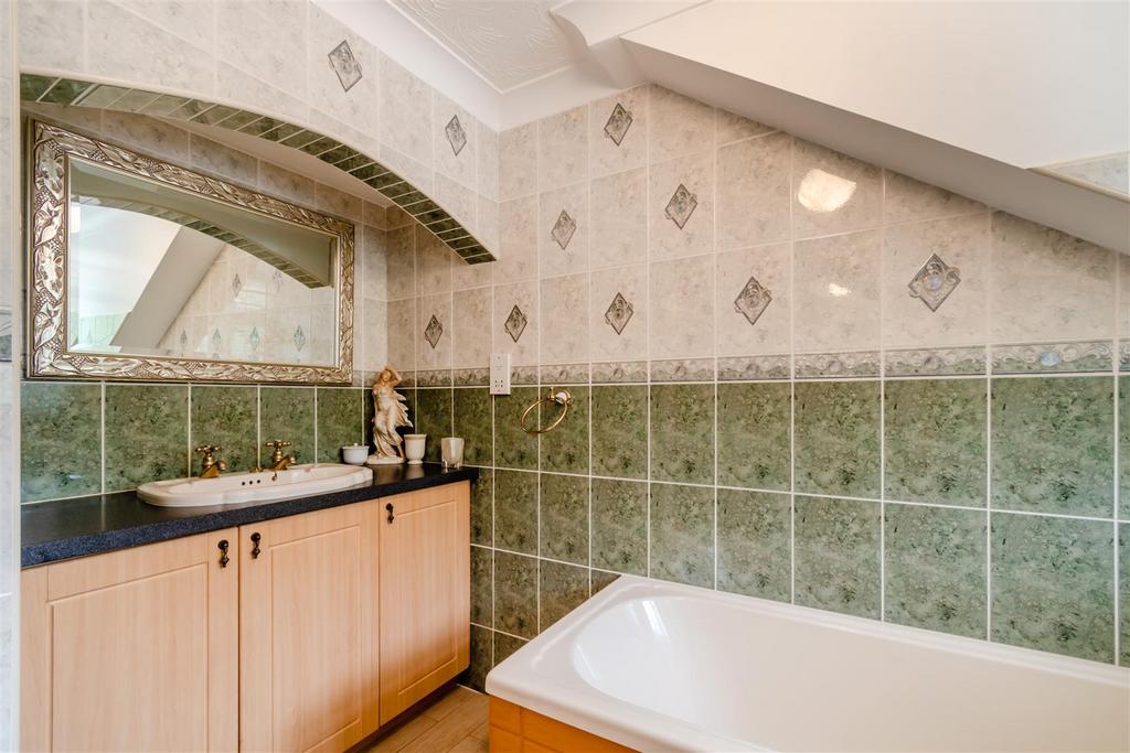 8607986-interior11.jpg