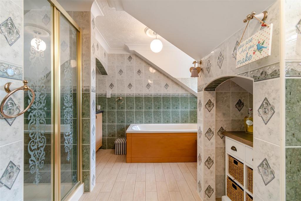 8607986-interior13.jpg