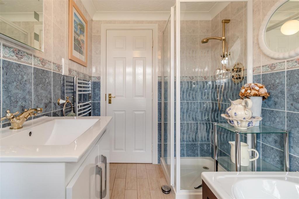 8607986-interior14.jpg