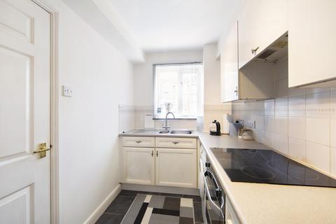 1 bedroom flat to rent, Winery Lane, Kingston Upon Thames KT1