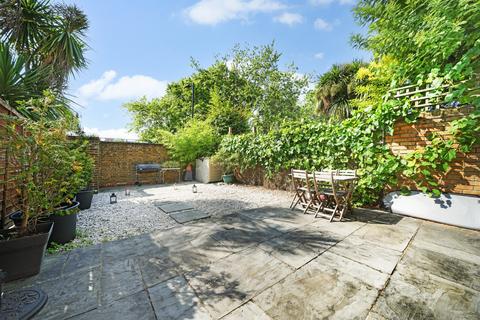 15 Redwood Close, London, SE16 5NJ