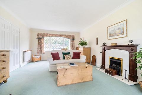 Lynwood Badgers Holt, Storrington, Pulborough, RH20 3ET