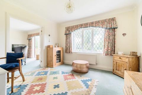 Lynwood Badgers Holt, Storrington, Pulborough, RH20 3ET