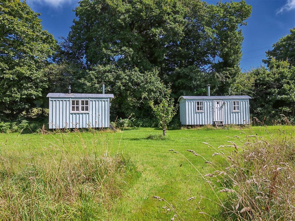 Shepherd's huts