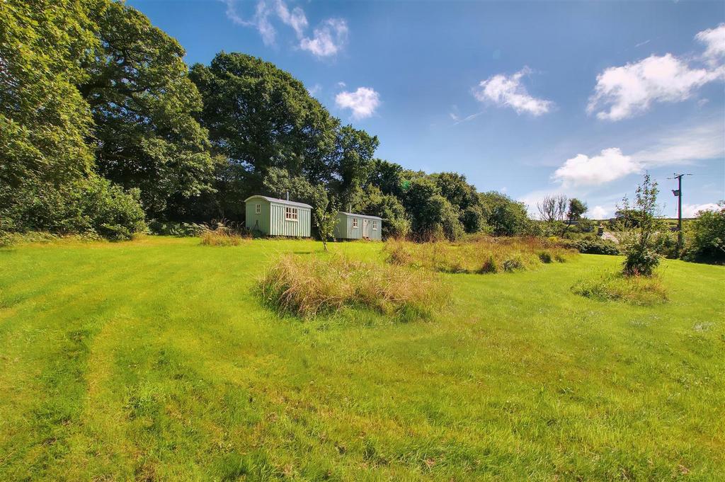 Shepherd's huts