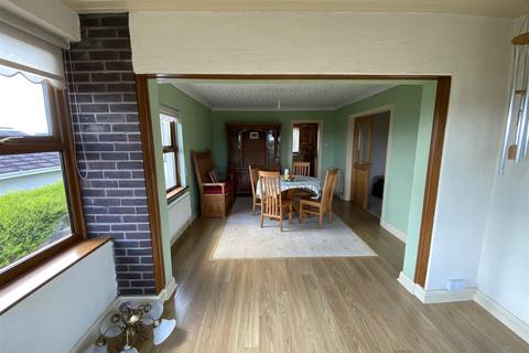 132 Bronallt Road, Hendy, Swansea, SA4 0UD
