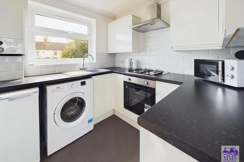 1 bedroom flat for sale, Cypress Court, Frindsbury