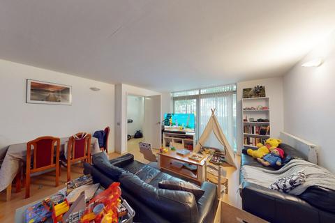 2 bedroom apartment for sale, West Parkside, London, SE10