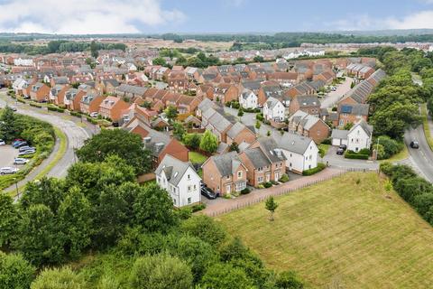 4 bedroom detached house for sale, Nightingale Avenue, Warwick