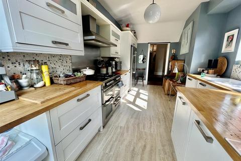 19 Abbey Road, Darlington, DL3 7RA