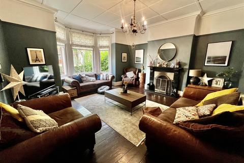 19 Abbey Road, Darlington, DL3 7RA