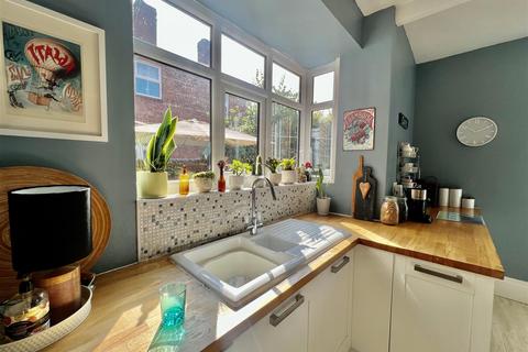 19 Abbey Road, Darlington, DL3 7RA