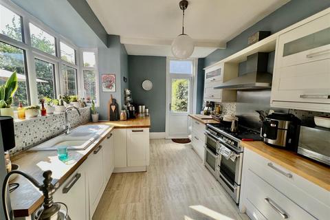 19 Abbey Road, Darlington, DL3 7RA