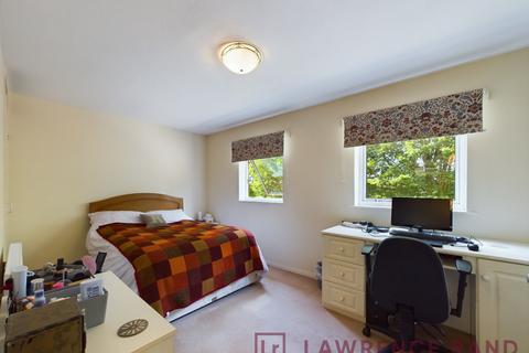 14 Warsaw Close, Ruislip, HA4 6RJ