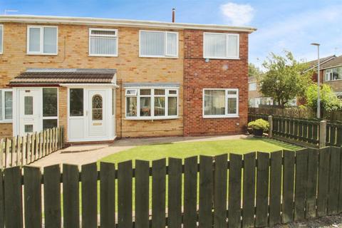 3 bedroom semi-detached house for sale, Jendale, Hull