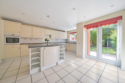 38 Princes Gate, High Wycombe, HP13 7AD