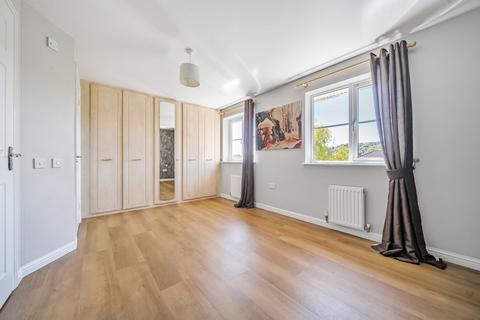 38 Princes Gate, High Wycombe, HP13 7AD