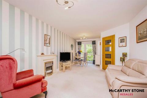 1 bedroom apartment for sale, Foxmead Court, Meadowside, Storrington, Pulborough