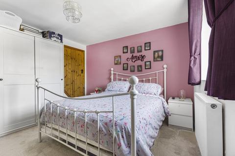 2 bedroom terraced house for sale, Station Road, Launton, OX26