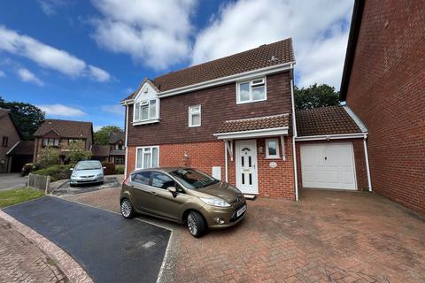 3 bedroom detached house for sale, Hadley Field, Holbury SO45