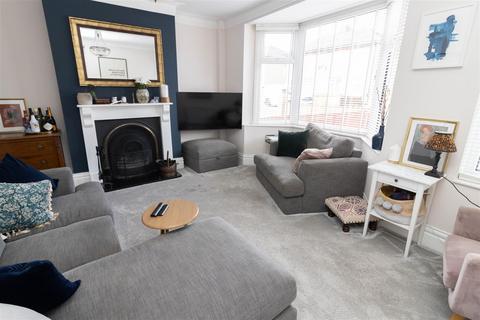 2 bedroom semi-detached house for sale, Ellesmere Avenue, Walkergate, Newcastle Upon Tyne