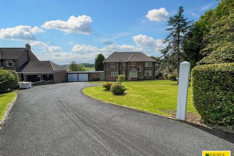 4 bedroom detached house for sale, Trenchard Drive, Buxton