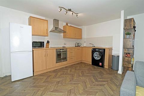 1 bedroom flat for sale, Romani Close, Warwick