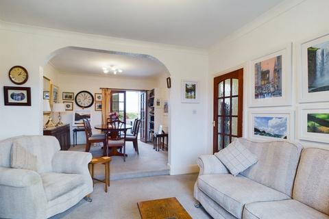 61 Moss Lane, Burscough, Ormskirk, L40 4AL