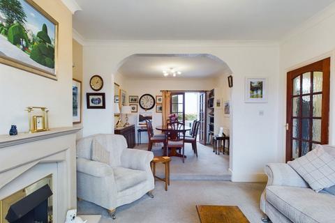 61 Moss Lane, Burscough, Ormskirk, L40 4AL