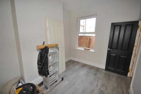 3 bedroom terraced house for sale, Glasgow Street, St James, Northampton