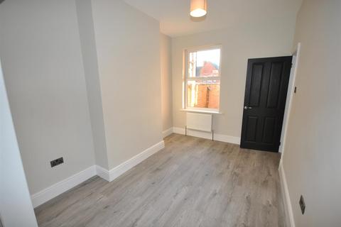 3 bedroom terraced house for sale, Glasgow Street, St James, Northampton