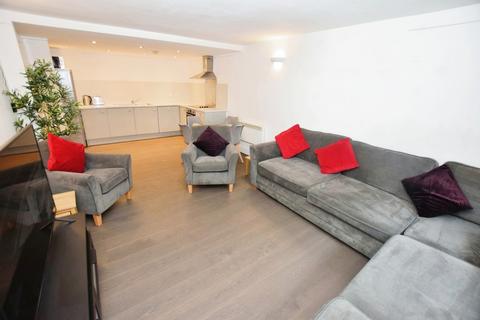 2 bedroom flat to rent, Cambridge Mill, 5 Cambridge Street, City Centre, Manchester, M1