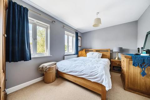 2 bedroom end of terrace house for sale, Carterton,  Oxfordshire,  OX18