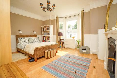 2 bedroom maisonette for sale, St. James Road, Hastings