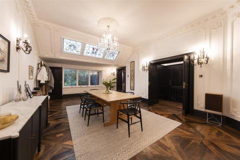 4 bedroom flat for sale, Wedderburn Road, Hampstead, NW3