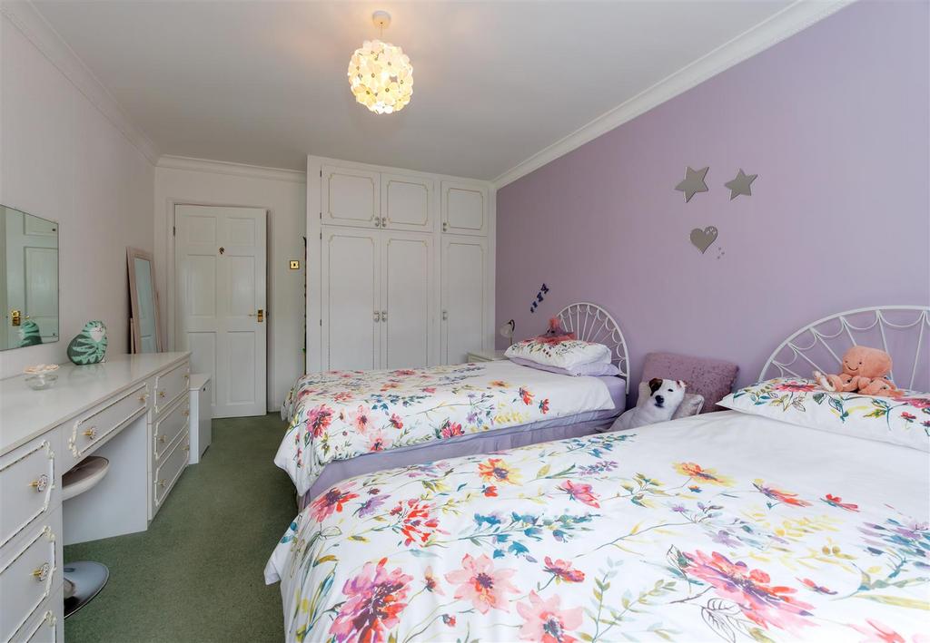 Bedroom 2.1 1 N9 A7245-Enhanced-NR.jpg