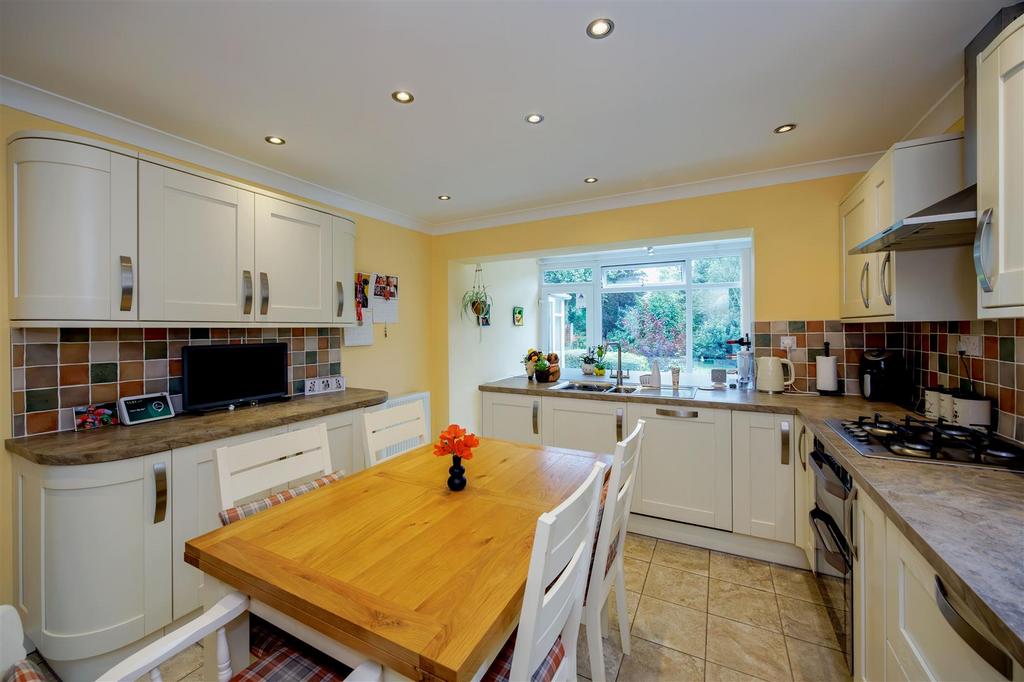 Kitchen 1.2 1 N9 A7216-Enhanced-NR.jpg