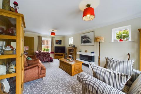 3 Blakedale Drive, Driffield, YO25 6BD