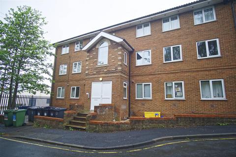 2 bedroom flat for sale, 2-Bed Flat For Sale On Ribble Bank Street, Preston