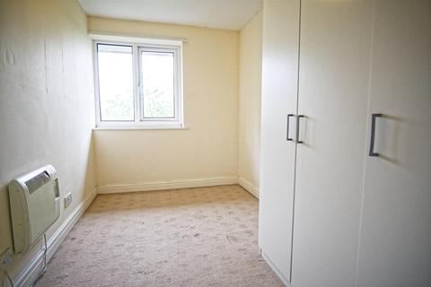 2 bedroom flat for sale, 2-Bed Flat For Sale On Ribble Bank Street, Preston