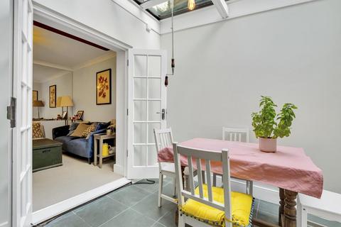 1 bedroom flat for sale, Homestead Road, London