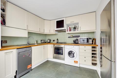 1 bedroom flat for sale, Homestead Road, London