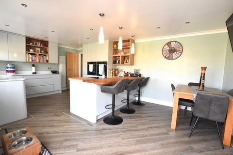 4 Burnside, Broughton, Brigg, DN20 0HT
