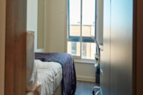 1 bedroom private hall to rent, Wilder Street