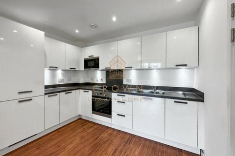 2 bedroom apartment to rent, 6 Blondin Way, London SE16