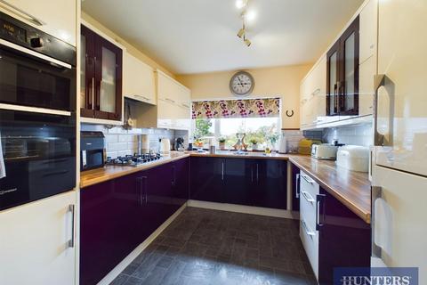 3 bedroom semi-detached bungalow for sale, Outgaits Close, Hunmanby, Filey