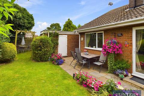 3 bedroom semi-detached bungalow for sale, Outgaits Close, Hunmanby, Filey